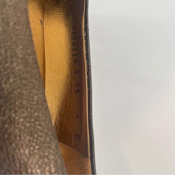 VTG Salvator Ferragamo Gold Leather Ballet Flats With Black Bow - Picture 10 of 12